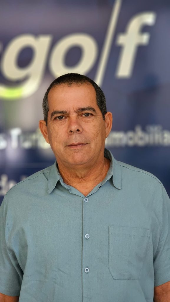 Roberto A. López Su
